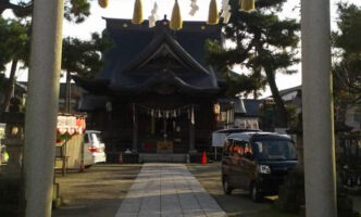 燕市の戸隠神社